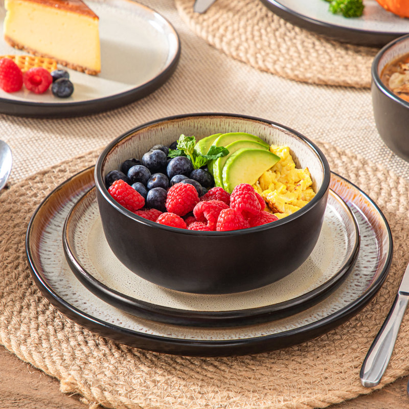 Ambrru Piece Stoneware Dinnerware Set - Service for 4, Yellow
