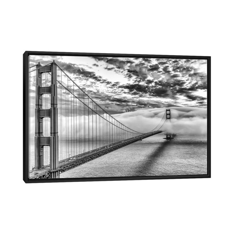 «Evening Commute», reproduction de photo sur toile, H 18 po x l 26 po x P 1,5 po, Toile avec cadre noir, Pas de tapis