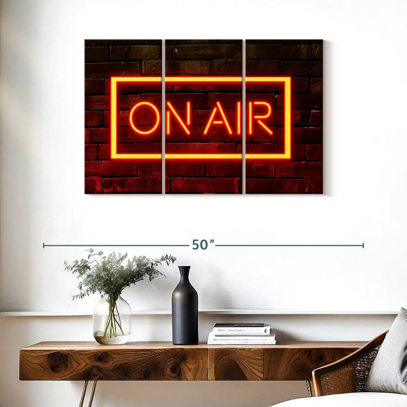Tergel On Air, 24" H x 38" W