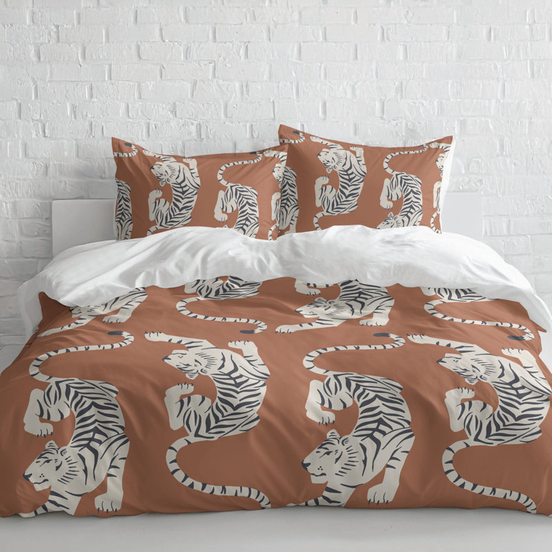 Hey Tiger Decorative Lightweight Comforter Set, King Comforter + 2 King Pillowcases, Terracotta