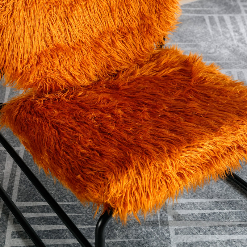 Fauteuil d'appoint industriel Nipote, Fausse fourrure orange