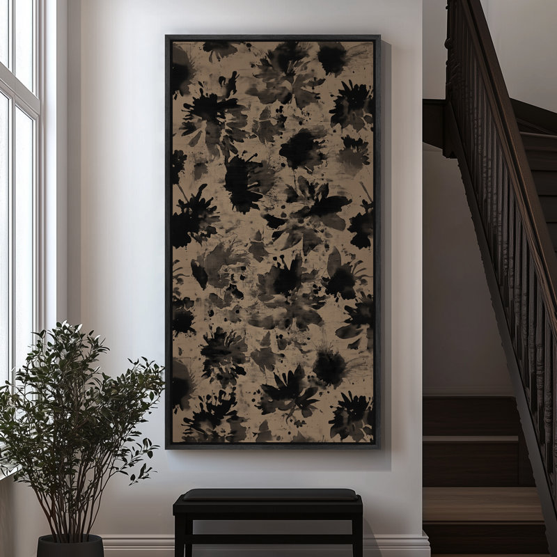 Motif floral moderne à l'encre moderne - motif abstrait botanique noir et taupe - grande impression encadrée sur toile de la chambre principale
