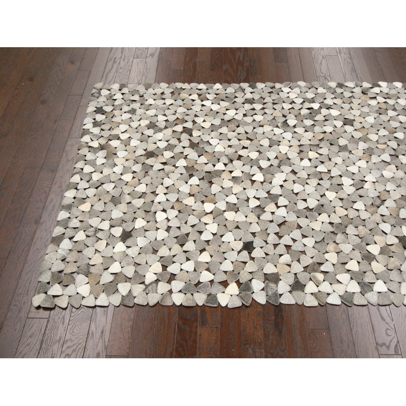 Indoor Rug, 7'7.2" x 9'6"