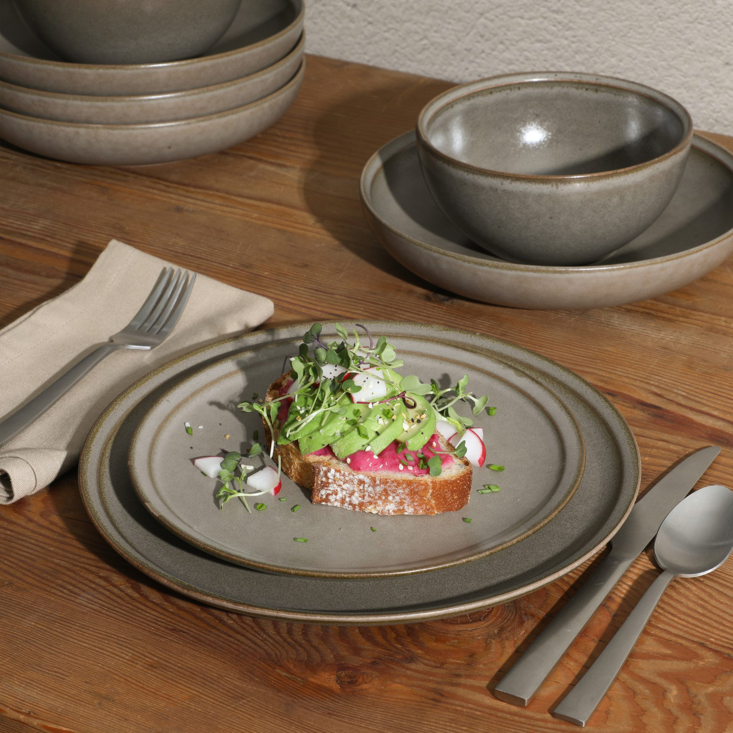 Beckett Stoneware Dinnerware Set, Gray