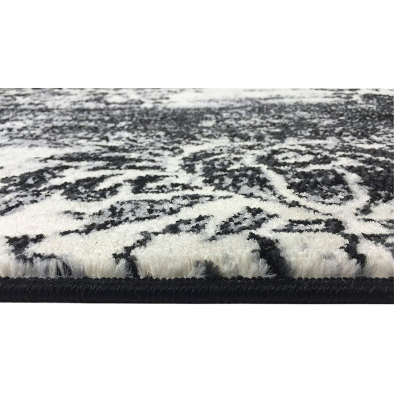 Distressed Damask Design Area Rug 5' x 7', Rectangle 4'11" x 6'11"