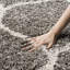 Tapis gris et ivoire à motif géométrique Darrold-617201812