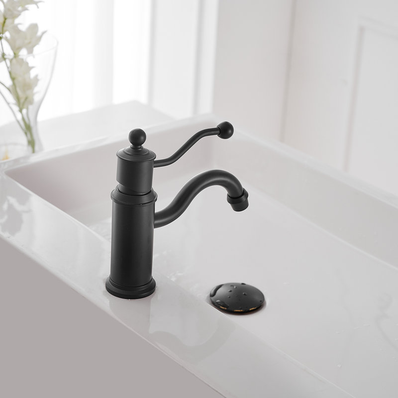 Single-handle Bathroom Faucet with Drain Assembly