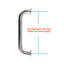 La porte de douche se ferme-81751608