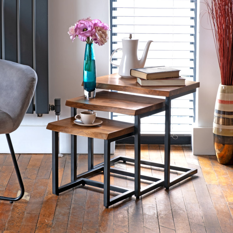 Hojanovice Frame Nesting Tables