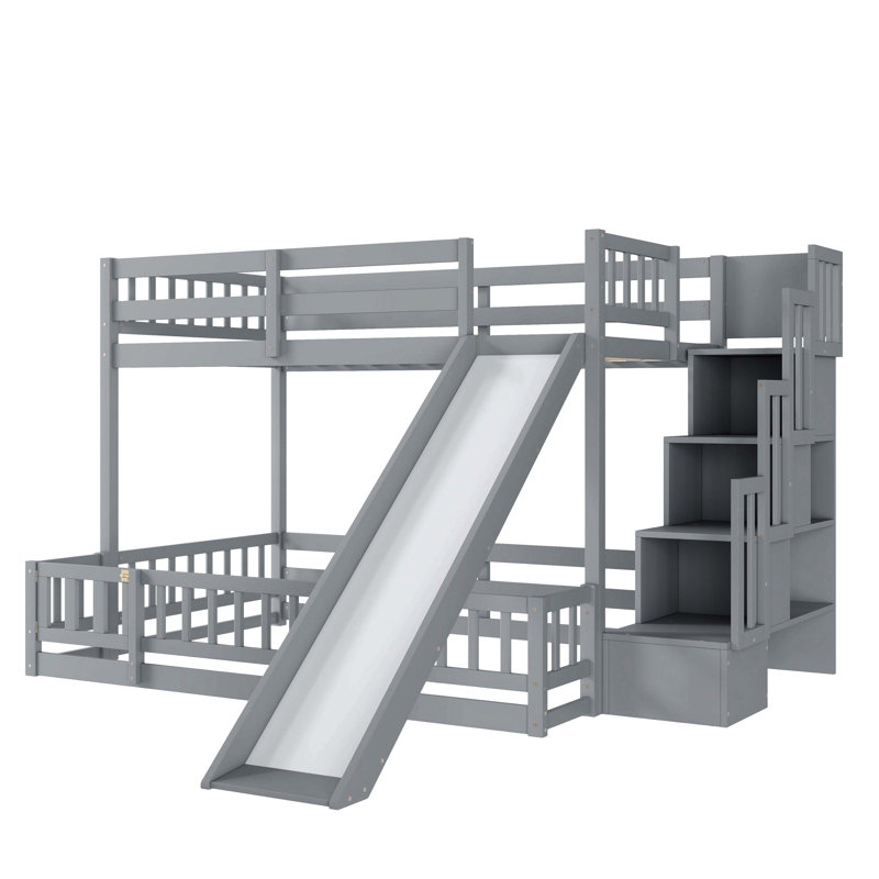 Lit simple superposé au dessus d'un lit double avec escalier de rangement et glissière, lit en bois de pin massif avec garde-corps, gris