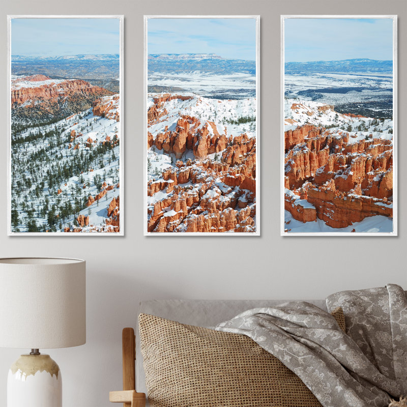 «Bryce Canyon with Snow Winter - Canyon», ensemble d'art mural sur toile, Cadre flottant blanc, H 32 po x l 48 po x P 1 po