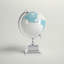 Amy Cole et globe gris