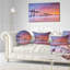 Seascape de piliers en bois avec coussin de soleil-123401337