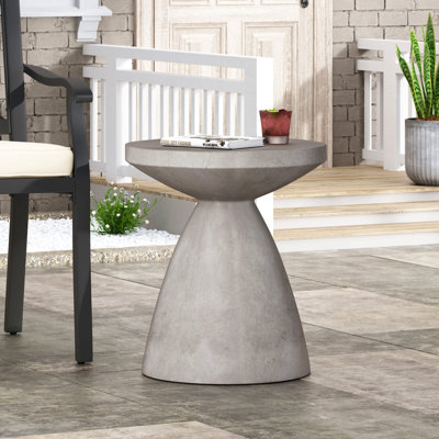 Table d'appoint en béton pour l'extérieur