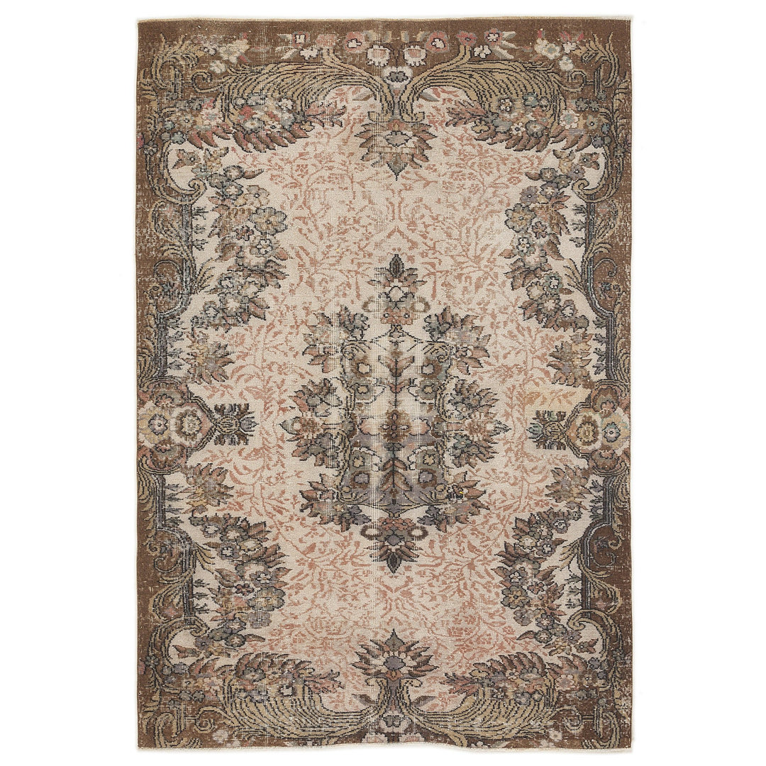 7796 Hand Knotted Area Rug
