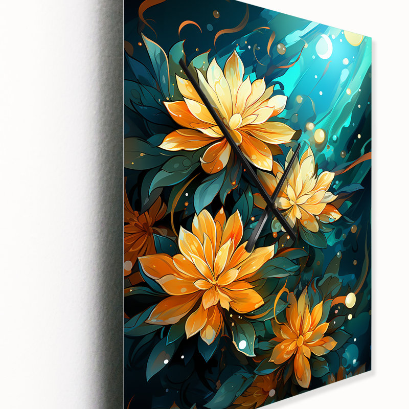 Horloge murale fleurie sur fond turquoise, Moyen