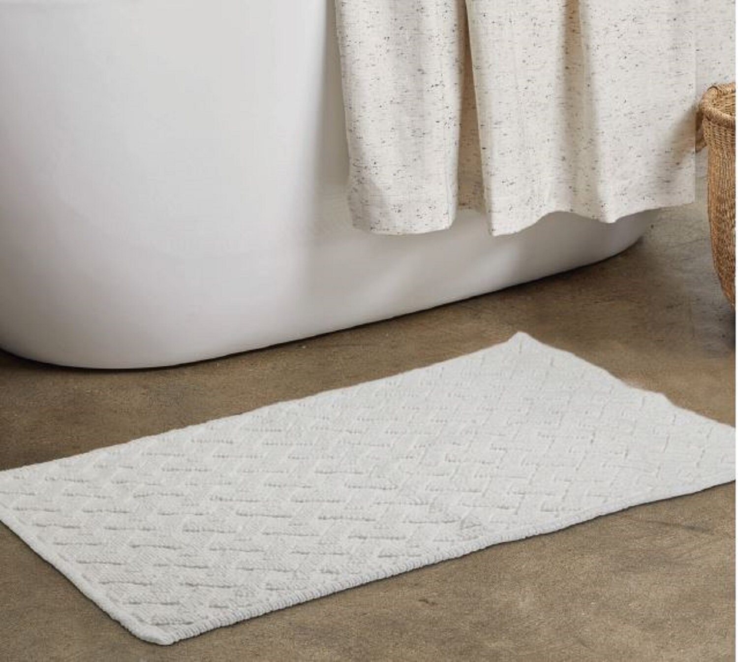 Pine Cone Hill Modesto White Bath Rug