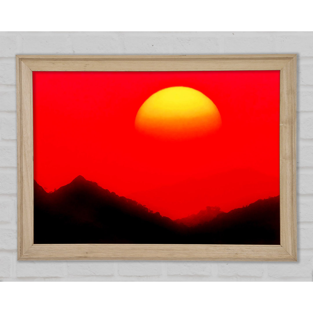 Huge Sun Over The Mountain Tops Red - Einzelne Bilderrahmen Kunstdrucke