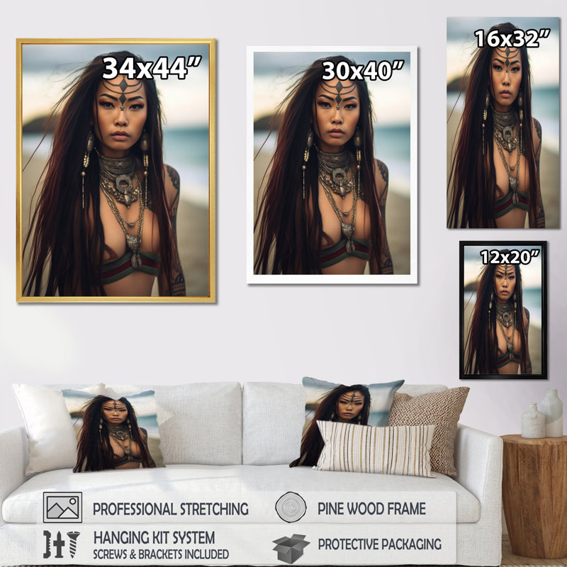 Gracieuse fille tribale asiatique I, H 32 po x l 16 po x P 1 po, Cadre flottant doré