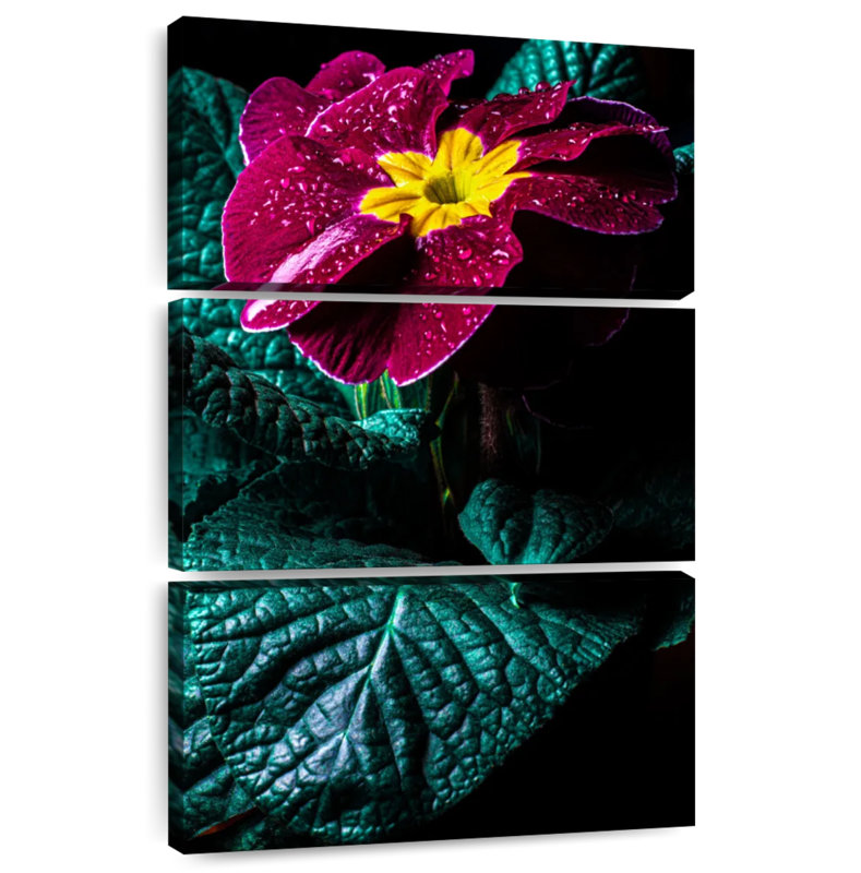 Harnek Primula Flower, 38'' H x 24'' W