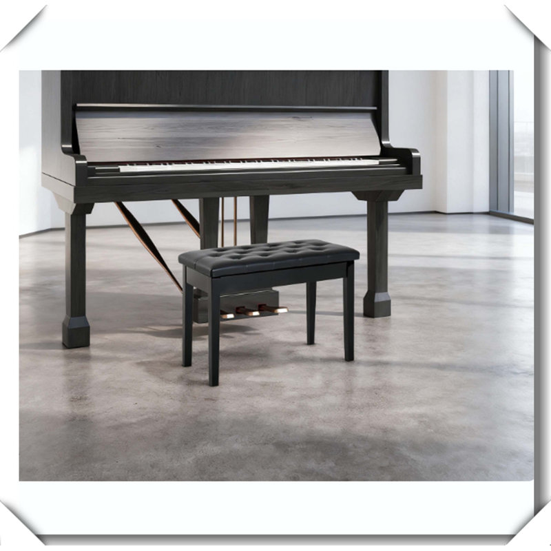 Chaise de piano, Noir