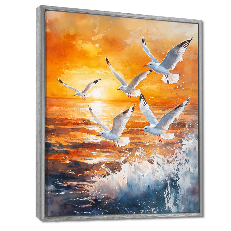 Axen Seagulls At Sunrise I - Art mural oiseau pour le salon, Argent, Impression encadrée flottante, H 44 po x l 34 po