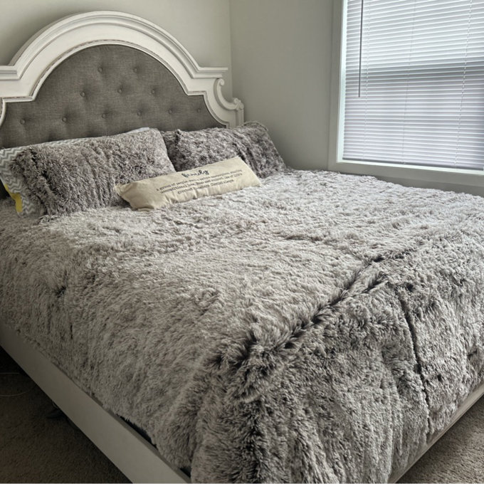 Oversized Comforter Set - King Comforter + 2 King Shams