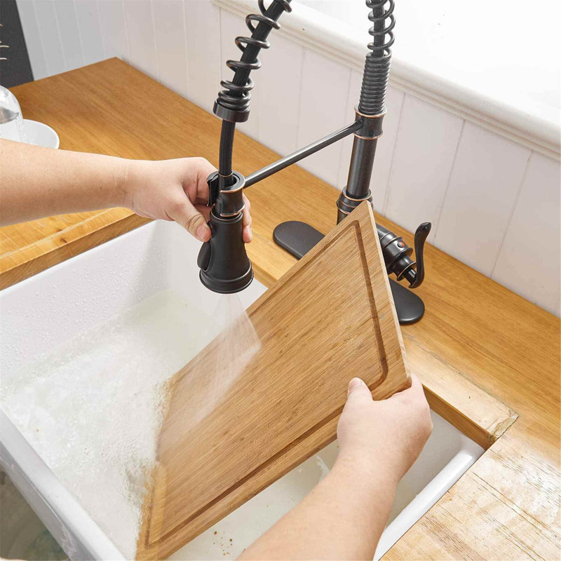 Robinet d'évier de cuisine commercial à poignée simple avec accessoires, Bronze huilé