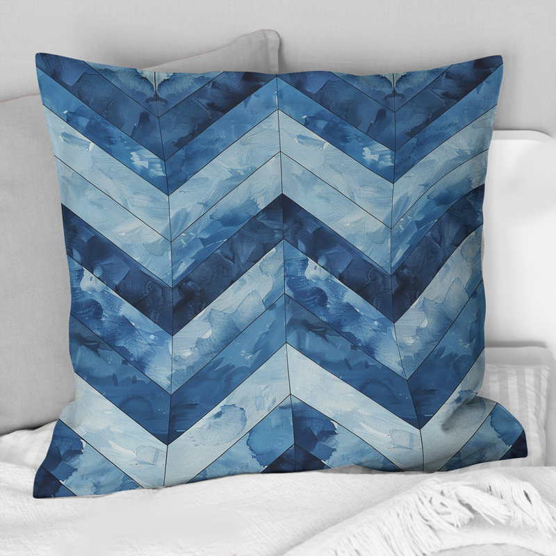 Motif de chevrons bleus Dreams I - Coussin moderne, H 18 po x l 18 po