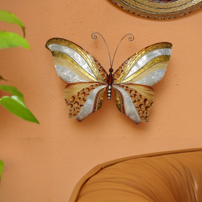 Décoration murale contemporaine papillon et perle contemporaine
