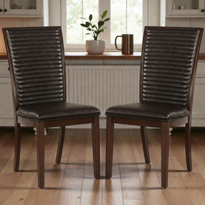 Ensemble de 2 chaises d'appoint Calista en similicuir espresso avec siège rembourré et dossier capitonné