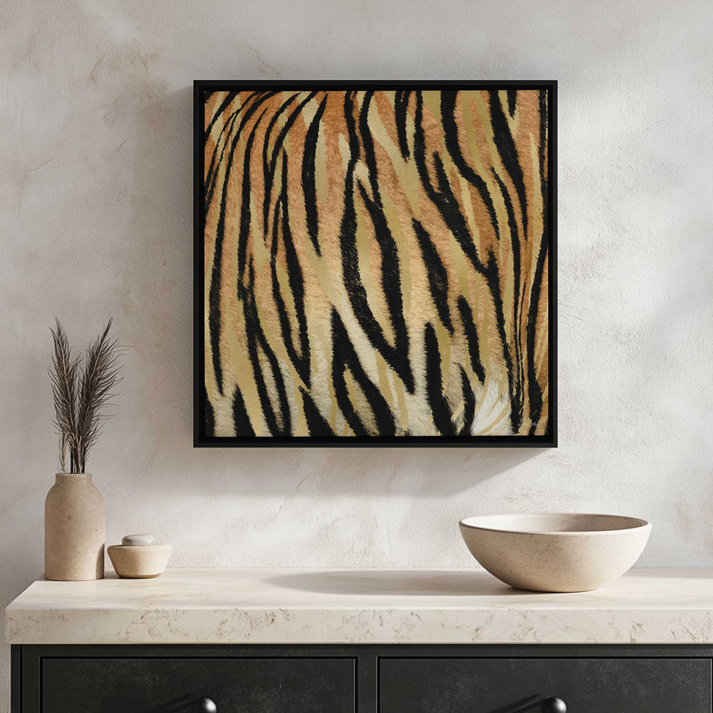 «Wild Whispers II» par Amber Sterling, reproduction d'art, L 20 po x H 20 po, Brun, Toile avec cadre