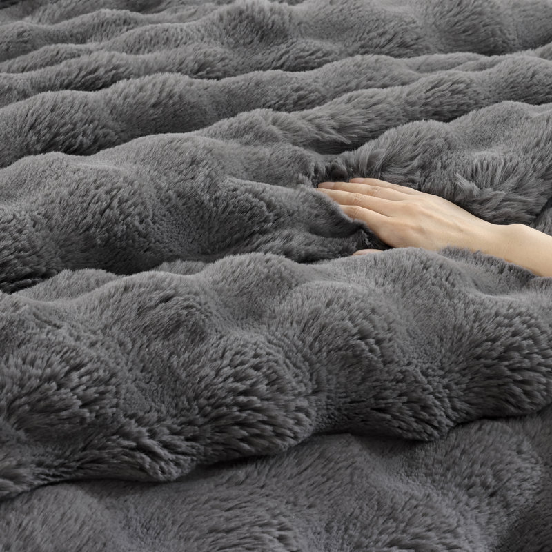 Fluffy Comforter Set 3 Pieces- Ultra Soft & Warm Faux Fur Comforter With Two Pillowcases For Winter, Dark Gray