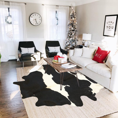Alzada Cowhide Black Rug