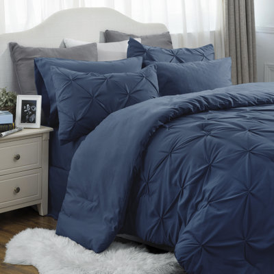 Bedsure Twin-XL Pintuck Bed-in-a-Bag- Navy Pinch Pleat Comforter with Sheets, Pillowcases & Shams