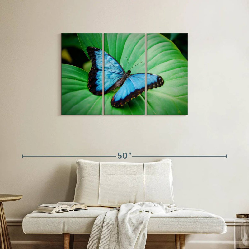 Ronce bleu Morpho sur feuille, H 24 po x l 38 po