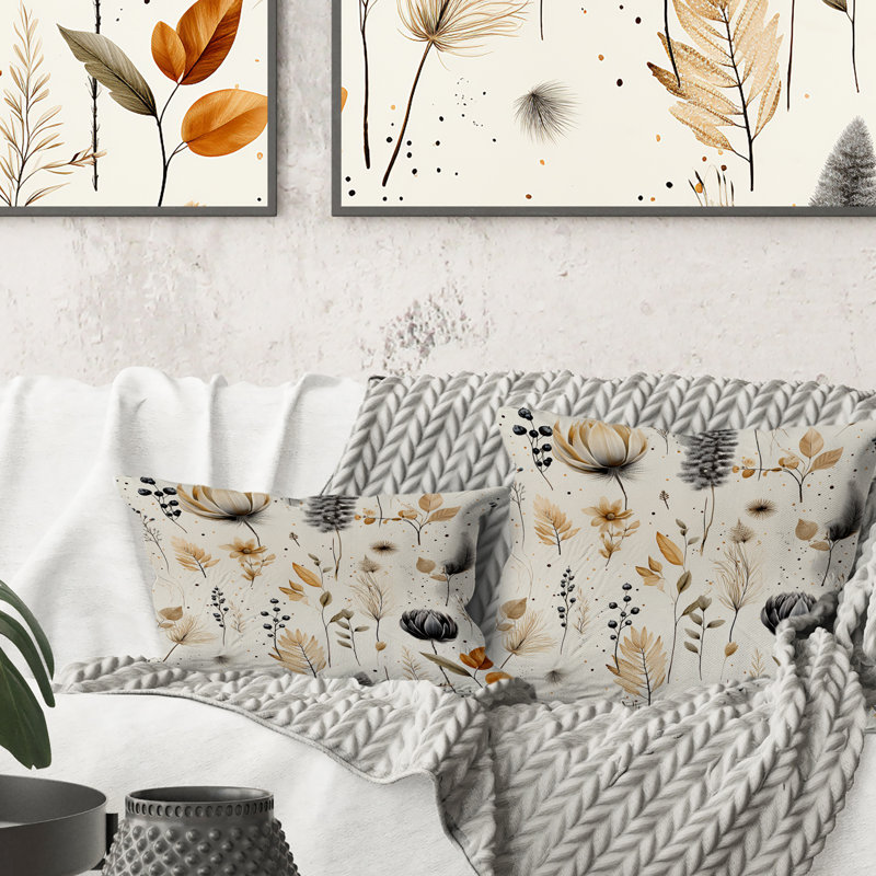 Coussin décoratif en polyester à motif floral gris et beige, H 18 po x l 18 po