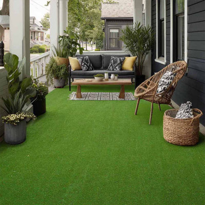 Artificial Grass Rug with Pile, Realistic Four-Tone Design, Customizable Size