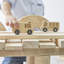 Mini camions en bois