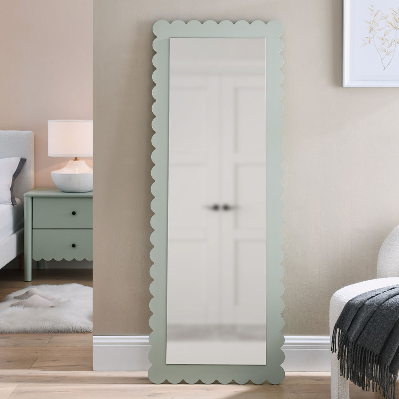 Miroir mural Emmeline, Sauge, 61,3 po x 22,52 po