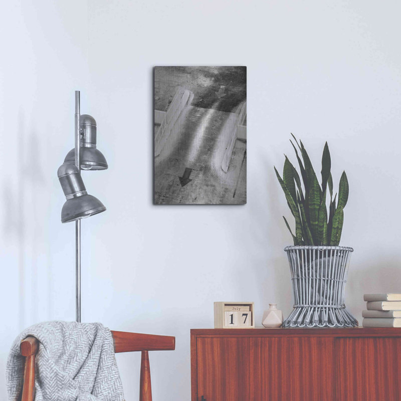 «The Passing» par Design Fabrikken, H 24 po x l 16 po