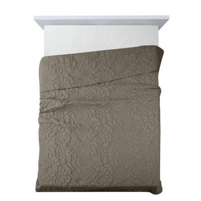 Chaparosa Polyester Bedspread