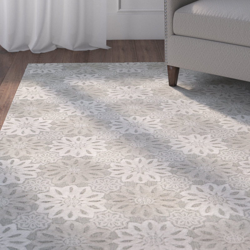 Gray and Ivory Hand-Knotted Wool Floral 4' x 6' Rug