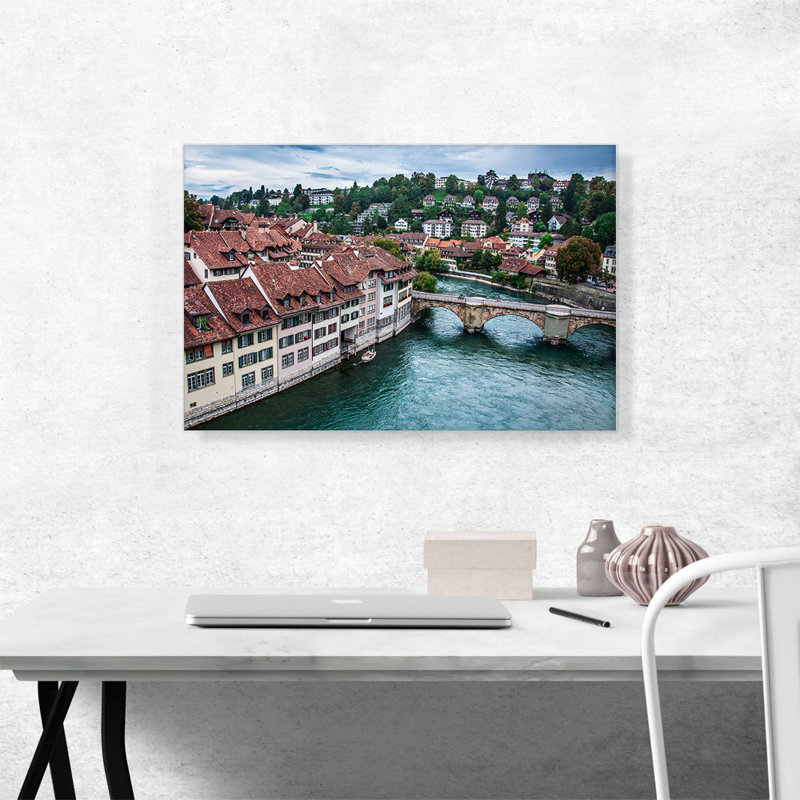 Canals in Bern Suisse - reproduction de photo sur toile tendue, H 18 po x l 26 po x P 0,75 po