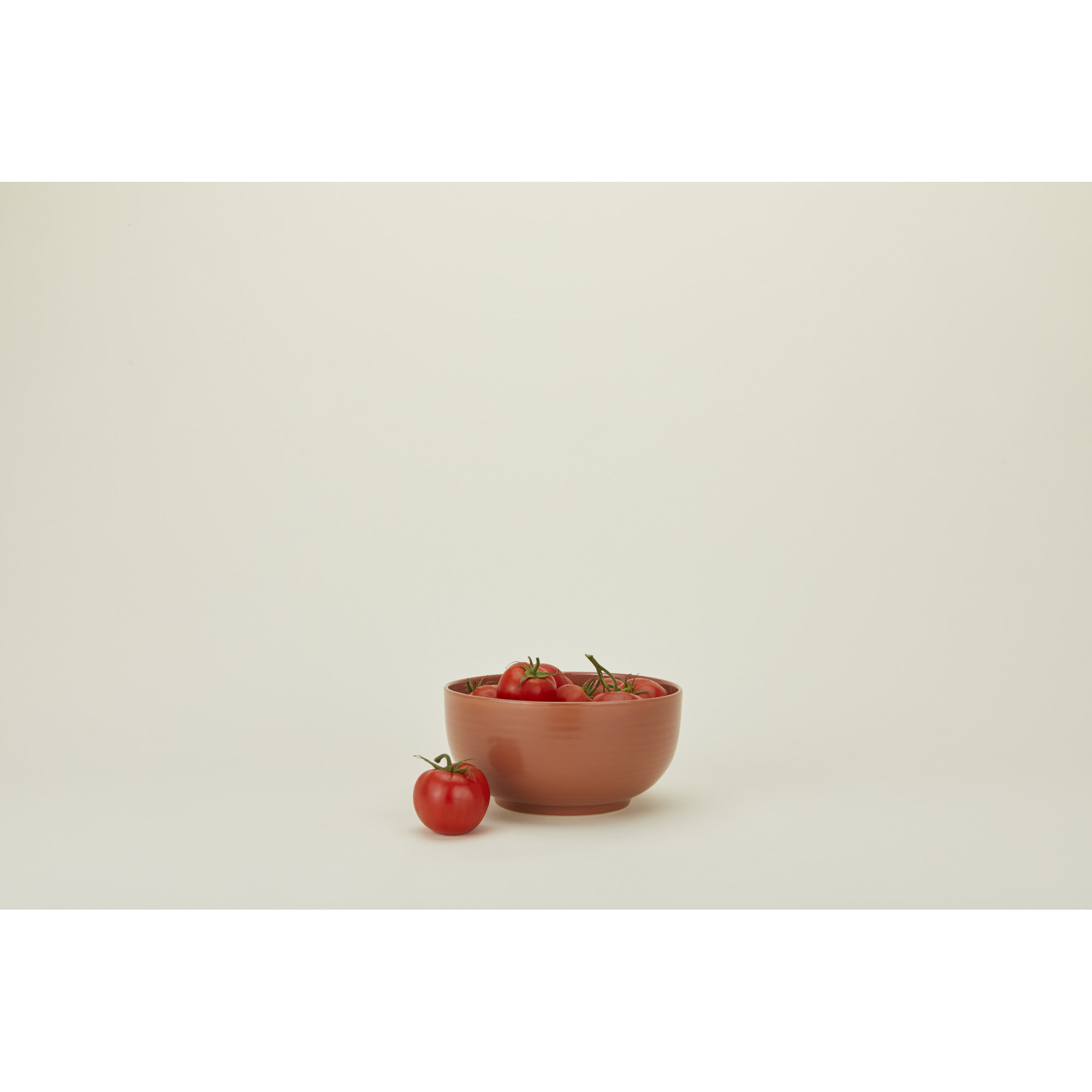 Essential Serving Bowl, Red