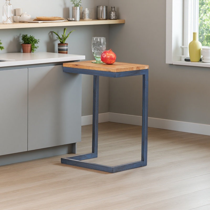 TABLE D'APPOINT - GRAND, H 22,25 po x l 15,5 po x P 11,25 po