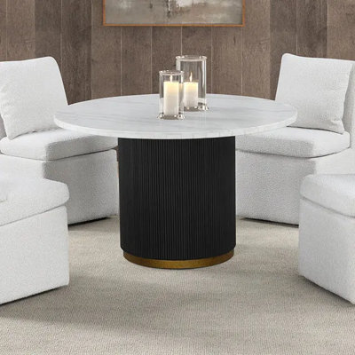 Table de salle à manger ronde Varde avec finition blanche pour les salles à manger modernes