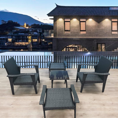 5 Patio: chaise, coussins et meubles tournés modernes: avec gris pour la cour