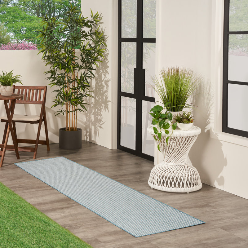 Tapis ivoire intérieur / extérieur Mcdade, Tapis de couloir 2 pi 2 po x 8 pi