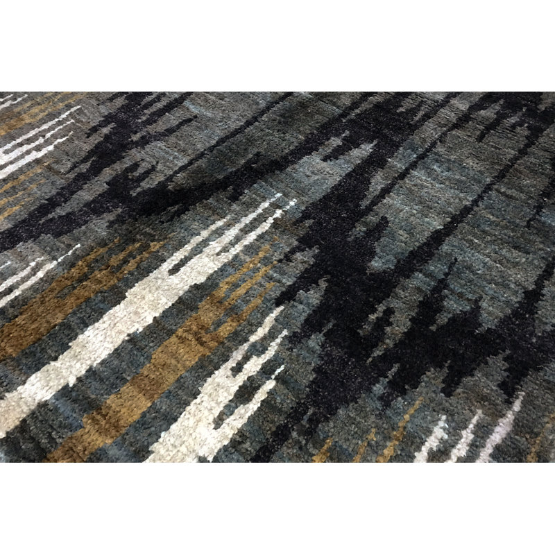Hand-Knotted High-Quality Gray Area Rug